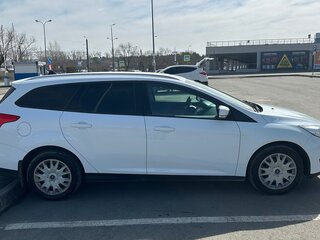 2018 Ford Focus III Рестайлинг, белый, 1500000 рублей, вид 3