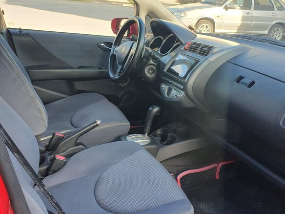 2008 Honda Jazz I Рестайлинг, красный, 650000 рублей - вид 6