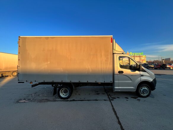 2017 ГАЗ ГАЗель Next, серебристый, 2170000 рублей - вид 3