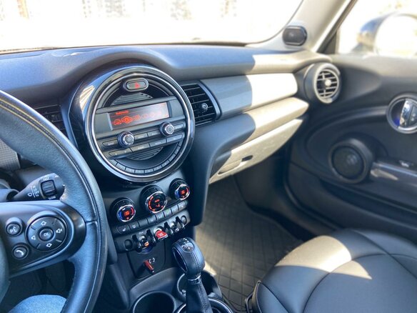 2015 Mini Hatch Cooper III (F55/F56), белый - вид 10