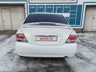 2003 Mitsubishi Lancer Cedia IX, белый, 350000 рублей, вид 4