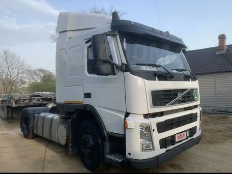 2007 Volvo FM, белый, 4200000 рублей, вид 1