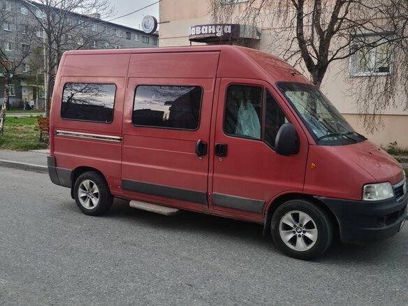 2011 Fiat Professional Ducato, красный, 1150000 рублей - вид 1