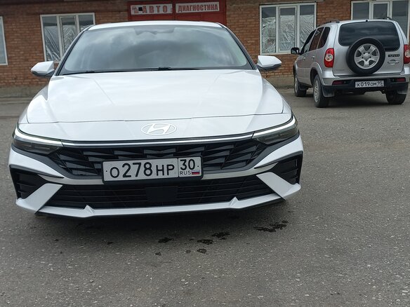 2023 Hyundai Elantra VII (CN7), белый, 2150000 рублей - вид 2