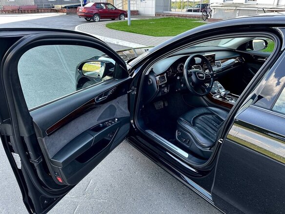 2011 Audi A8 Long III (D4), чёрный, 1800000 рублей - вид 15
