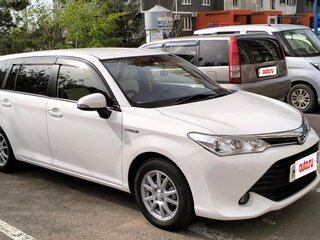 2017 Toyota Corolla Fielder XI (E160, E170, E180) Рестайлинг 1, белый, 1350000 рублей, вид 4