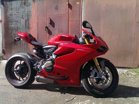 2014 Ducati 1199 Panigale, пурпурный, 2100000 рублей, вид 3