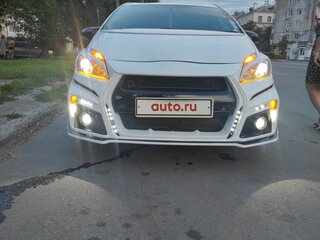 2010 Toyota Prius III (XW30), белый, 999000 рублей, вид 5