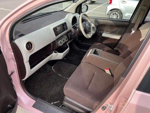 2015 Toyota Passo II (C30), розовый, 700000 рублей - вид 25