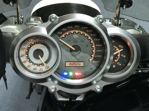 2010 Harley-Davidson V-Rod Muscle, чёрный, 1900000 рублей - вид 8