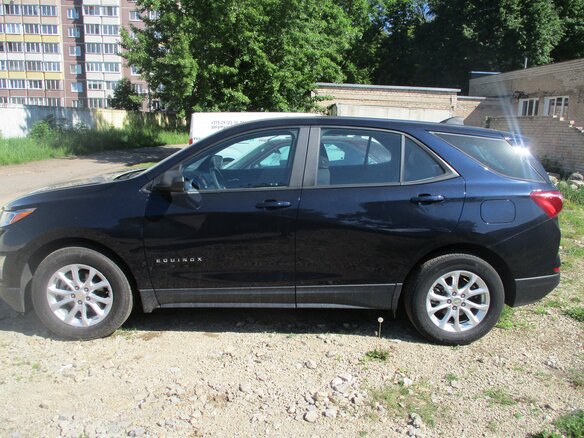 2021 Chevrolet Equinox III Рестайлинг, синий, 1450000 рублей - вид 2