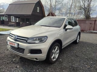 2012 Volkswagen Touareg II, серебристый, 2100000 рублей, вид 1