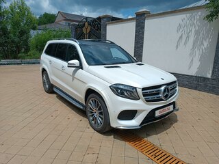 2017 Mercedes-Benz GLS 400 I (X166), белый, 11200000 рублей, вид 3