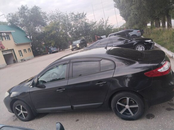 2010 Renault Fluence I, чёрный, 630000 рублей - вид 4