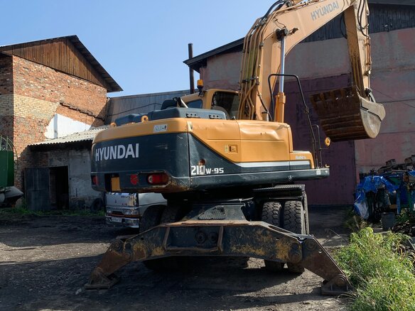 2013 Hyundai R210W, 12000000 рублей