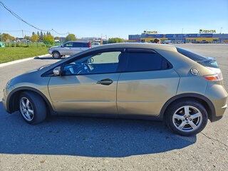 2008 Honda Civic VIII, бежевый, 580000 рублей, вид 3