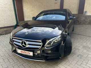 2018 Mercedes-Benz E-Класс 200 V (W213, S213, C238), чёрный, 3590000 рублей, вид 2