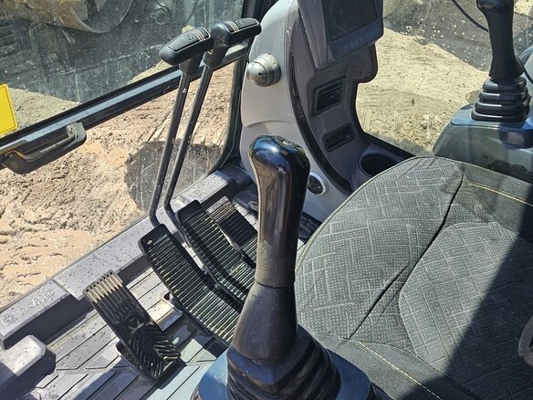 2021 XCMG XE265C, жёлтый, 8500000 рублей