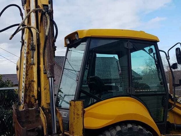 2005 New Holland LB115, жёлтый, 4200000 рублей - вид 14