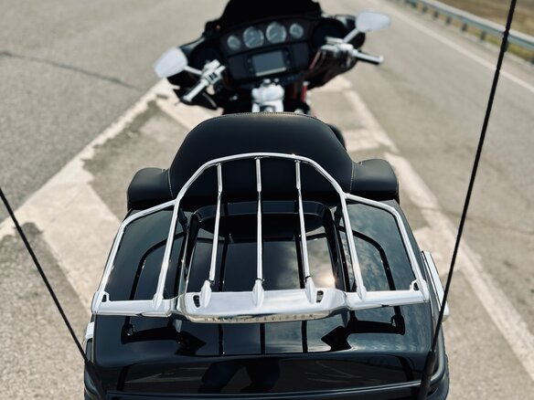 2016 Harley-Davidson CVO, красный, 1900000 рублей - вид 8