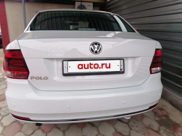 2017 Volkswagen Polo V Рестайлинг, белый, 1385000 рублей - вид 21