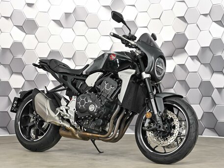 2018 Honda CB 1000R, чёрный, 975000 рублей, вид 1
