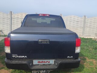 2010 Toyota Tundra CrewMax II, синий, 3500000 рублей, вид 3