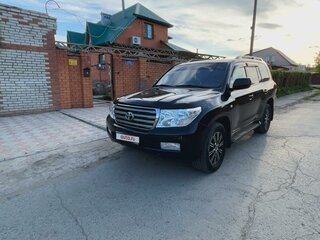 2009 Toyota Land Cruiser 200 Series, чёрный, 2950000 рублей, вид 3