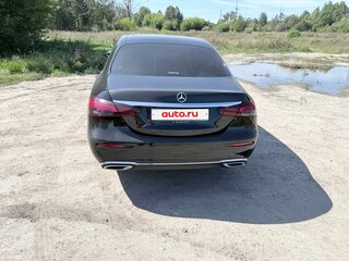 2021 Mercedes-Benz E-Класс 300 e V (W213, S213, C238) Рестайлинг, чёрный, 5200000 рублей, вид 4