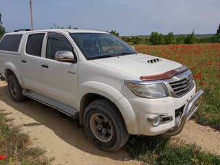 2012 Toyota Hilux VII Рестайлинг, белый, 1950000 рублей, вид 3