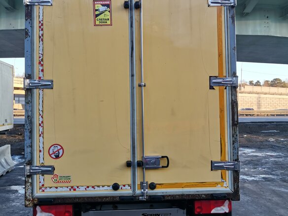 2000 Mercedes-Benz Sprinter, белый, 1150000 рублей - вид 2