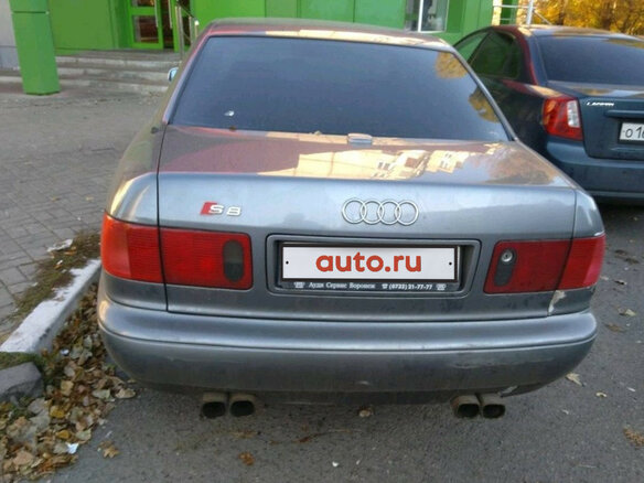 1998 Audi A8 I (D2), серебристый - вид 1