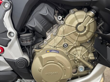 2021 Ducati Multistrada V4, красный, 3350000 рублей, вид 5