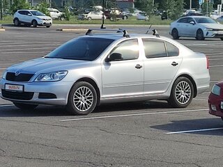 2011 Skoda Octavia II (A5) Рестайлинг, серебристый, 849979 рублей, вид 2