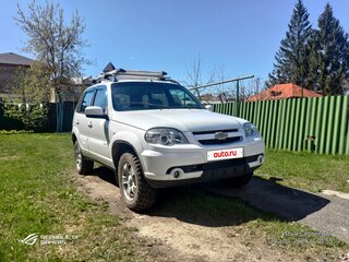 2012 Chevrolet Niva I Рестайлинг, белый, 450000 рублей, вид 2