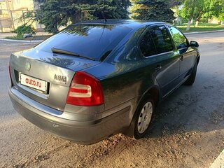 2008 Skoda Octavia II (A5), серый, 850000 рублей, вид 3