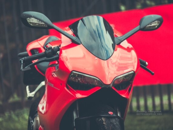 2014 Ducati 899 Panigale, пурпурный