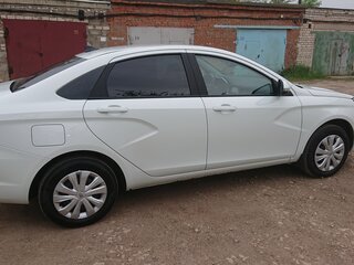 2024 Lada (ВАЗ) Vesta I Рестайлинг (NG), белый, 1500000 рублей, вид 3