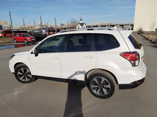 2016 Subaru Forester IV Рестайлинг 2, белый, 1990000 рублей, вид 5