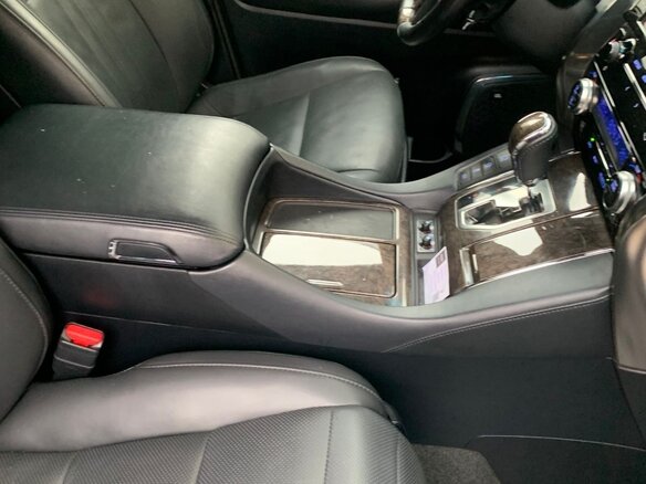 2019 Toyota Alphard III Рестайлинг, чёрный, 4500000 рублей - вид 14