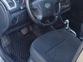 2009 Skoda Fabia II, золотистый, 650000 рублей, вид 5