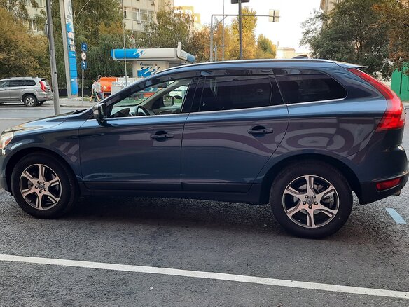 2011 Volvo XC60 I, синий - вид 14