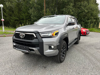 2021 Toyota Hilux VIII Рестайлинг 2, серебристый, 6290000 рублей, вид 1