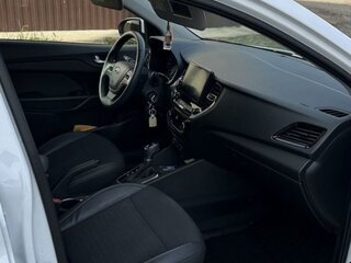 2022 Hyundai Solaris II Рестайлинг, белый, 1700000 рублей, вид 5