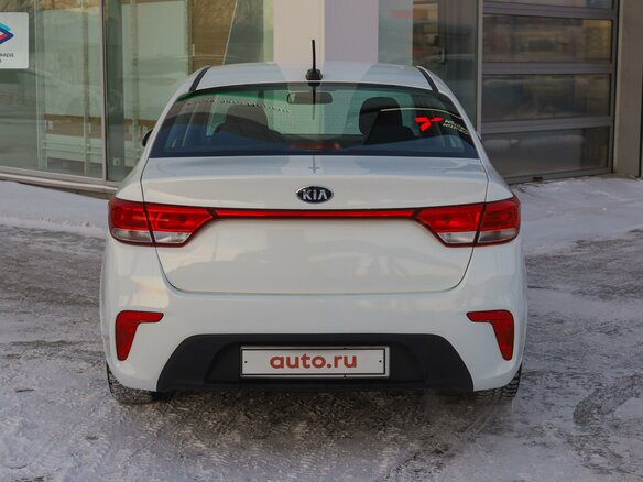 2020 Kia Rio IV, белый, 1190000 рублей - вид 5