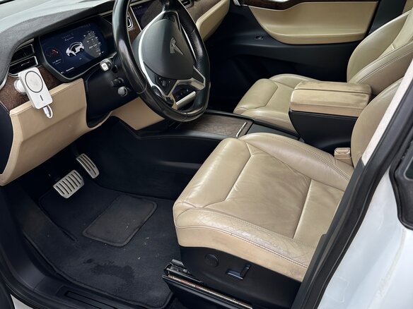 2017 Tesla Model X 90D I, белый, 3790000 рублей - вид 34