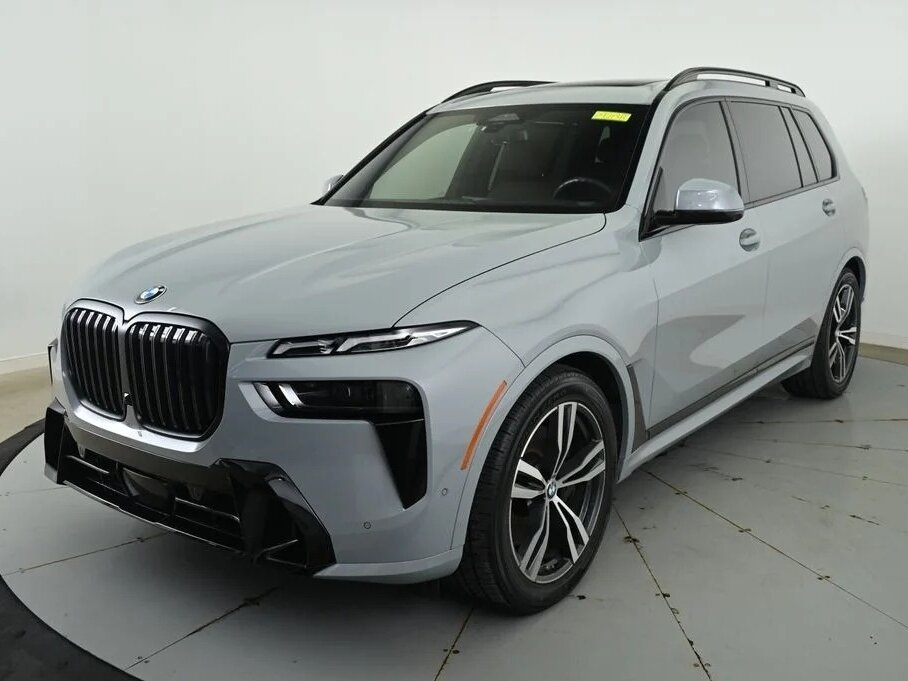 Открыть фотографии: BMW X7 I (G07) Рестайлинг