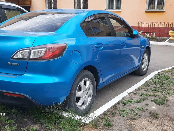 2011 Mazda 3 II (BL) Рестайлинг, голубой, 950000 рублей - вид 3