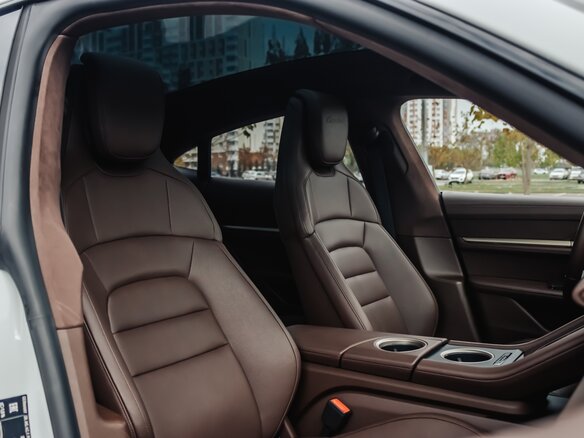 2021 Porsche Taycan Turbo I, белый, 12000000 рублей - вид 13
