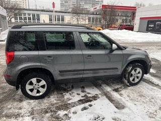 2015 Skoda Yeti I Рестайлинг, серый, 1200000 рублей, вид 3